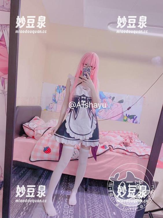 AT鲨的写真艺术：御姐鲨系列图片合集，记录每一个动人瞬间.txt