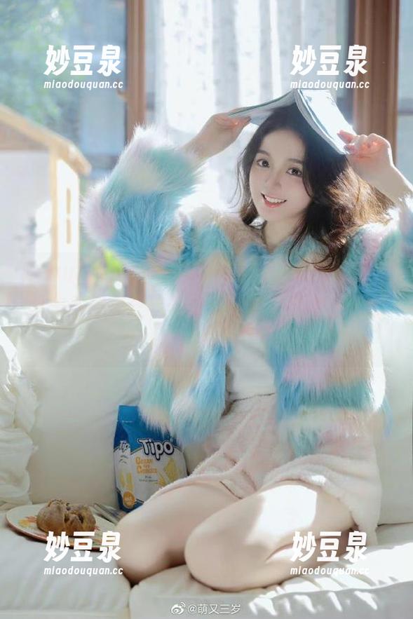 Beautyleg-Zoey Beautyleg - 一览无遗!“Zoey姐姐”全新作品全集,带你体验她写真中融入的独特生活哲学!.txt