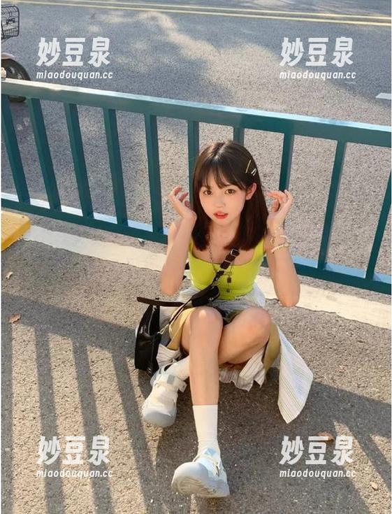 GIRLT果团网 - 解锁莫雅淇的秘密图包，免费获取专属写真作品，快来下载！.txt