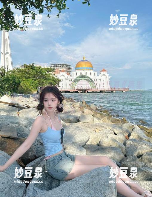 HuaYang花漾-尤妮丝 HuaYang花漾 - 唯美尤妮丝写真《裤里丝》,独家原图与图包,带你领略不同的视觉享受.txt