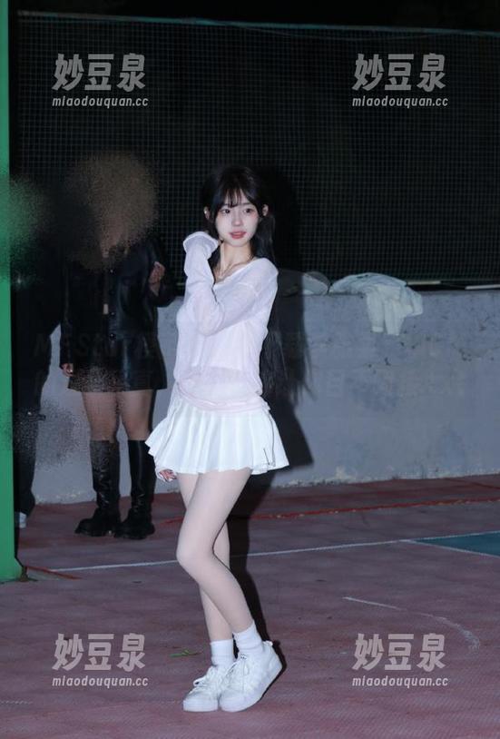 MFStar模范学院 - 下载李雅柔182CM的温柔写真，馆藏图库让你目不暇接.txt