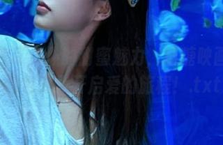 感受兔耳女仆的甜蜜魅力，喵糖映画私房图包为你开启爱的旅程！.txt