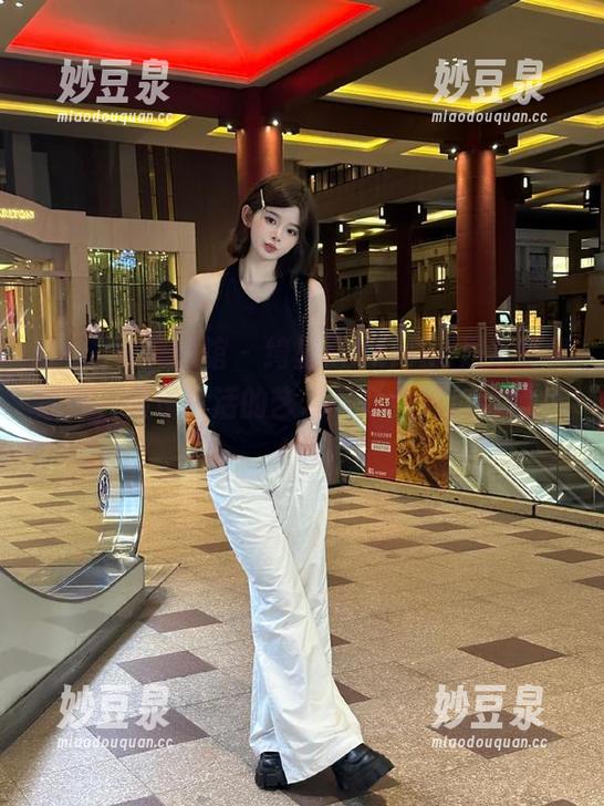 MyGirl美媛馆 - 绮里嘉Carina居家写真原图，展现生活的艺术与专业照片的魅力.txt