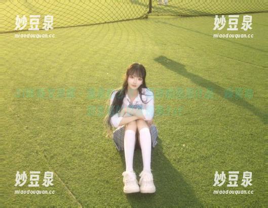 SIW斯文传媒 - 温柔的艺术：甄珍的图册作品，探索她对生活的温暖视角.txt