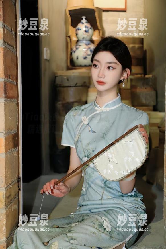 TouTiao头条女神-神琦泽步 TouTiao头条女神 - 神琦泽步双马尾写真集,精选展现甜美与优雅的完美结合.txt