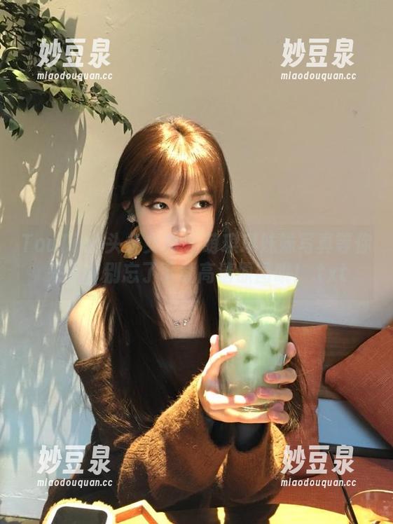TouTiao头条女神-萌琪琪 TouTiao头条女神 - 萌琪琪妹妹写真等你来看,别忘了下载高清原图哦!.txt