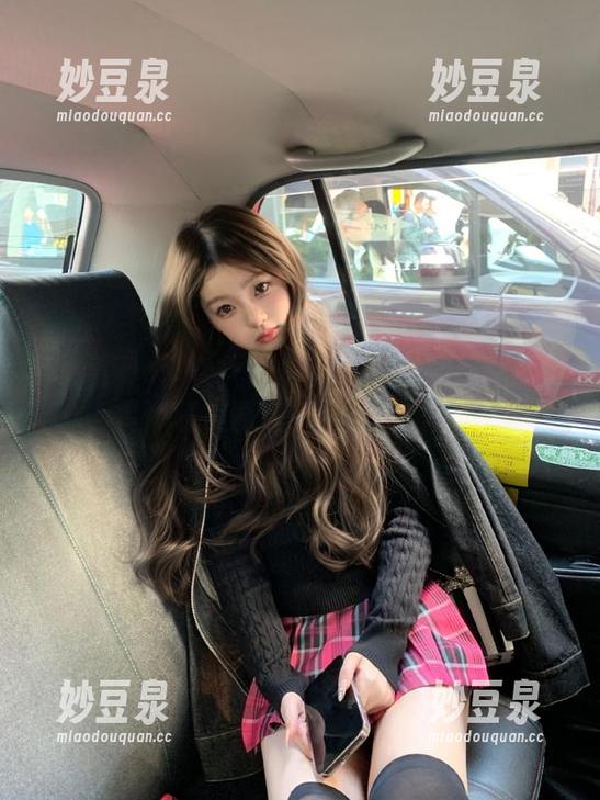TouTiao头条女神-高韩菲 TouTiao头条女神 - 无圣光高韩菲制服写真,超美图包等你来欣赏.txt