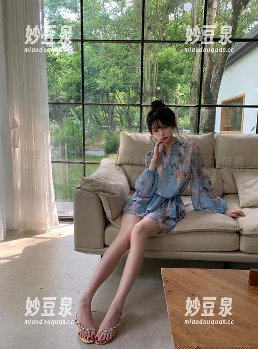 UGirls尤果网-王尔琳 UGirls尤果网 - 海边的甜美瞬间:王尔琳最新写真照片引领时尚潮流.txt