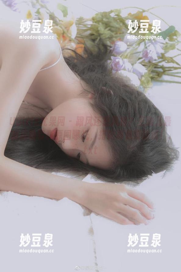 UGirls尤果网-王瑞儿 UGirls尤果网 - 跟风还是风格?王瑞儿最新运动写真原图曝光,搭配真是没话说!.txt