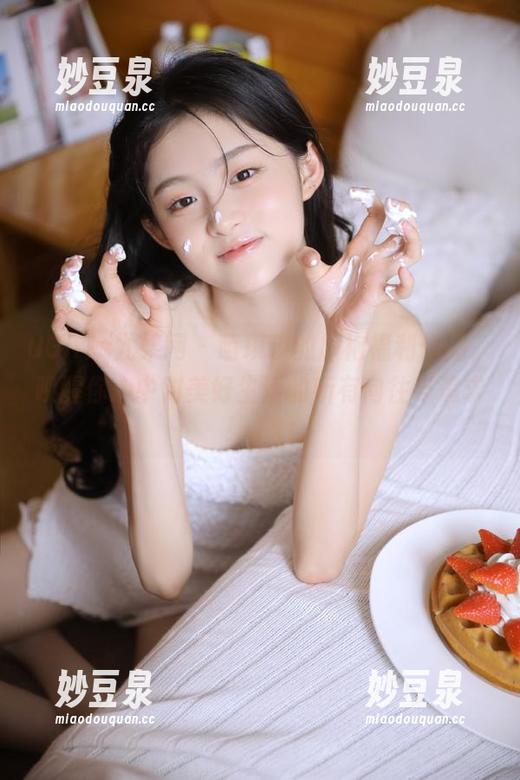 UGirls尤果网-萌琪琪 UGirls尤果网 - 萌琪琪的旗袍福利作品,唤醒你心中对美好生活的所有向往与追求!.txt