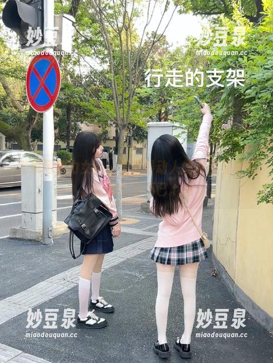 尤果网助力女神，呈现最动人的原图与写真，让你心动不已.txt