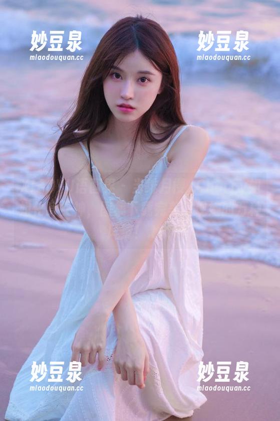 XIAOYU语画界 - 当绯月樱_Cherry姐姐化身女神，图集下载完美呈现她的万种风情！.txt
