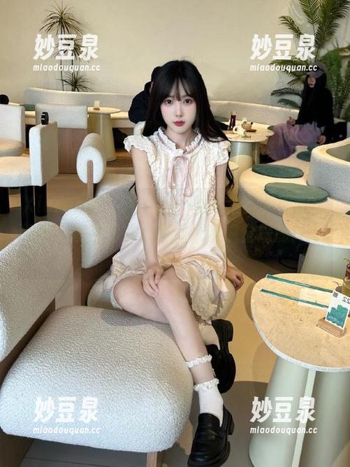 Xiuren秀人网 - Egg尤妮丝天台图包大解密，观看后才明白什么叫视觉震撼！.txt