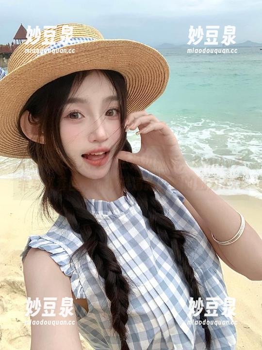 Xiuren秀人网-Emily尹菲 Xiuren秀人网 - 在海边畅玩,Emily尹菲写真套图带你体验清新自然的魅力.txt