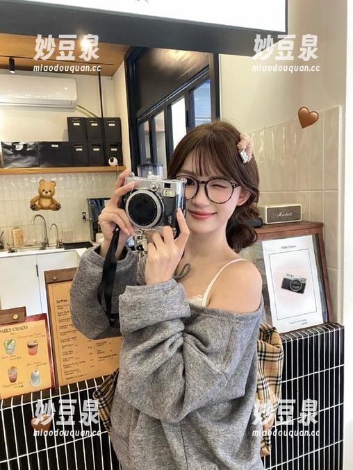 Xiuren秀人网-余虞酱 Xiuren秀人网 - 沉浸于余虞酱油亮写真合集之中,精美图片等你来赏析.txt