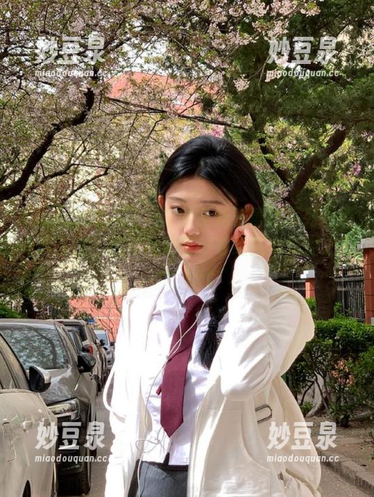 Xiuren秀人网-你的兔妹妹 Xiuren秀人网 - 你的兔妹妹蕾丝系列高清写真套图,慢慢品味每一寸细腻与妩媚之美!.txt