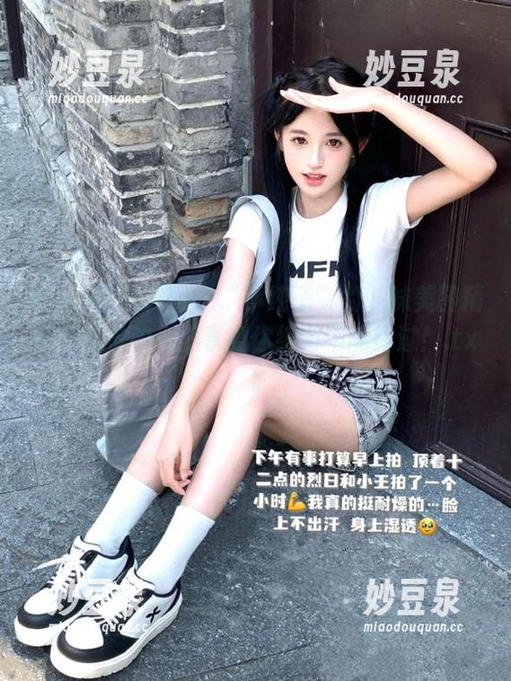 Xiuren秀人网 - “小纯子”的妹妹美图精选，这样的视觉享受你绝对不能错过！.txt