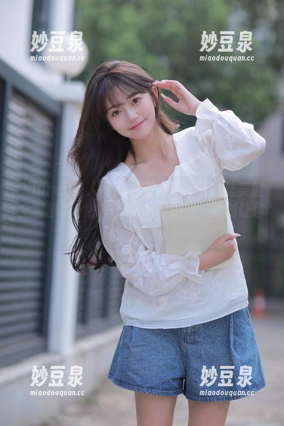 Xiuren秀人网 - 杨晨晨Yome黑丝美腿全套原图，细节之美尽收眼底，绝对让你心动！.txt