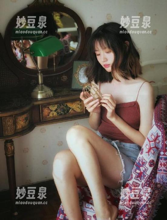 Xiuren秀人网-模特悦悦 Xiuren秀人网 - 模特悦悦的厨娘摄影:高清图库记录的舌尖上的美好时光.txt