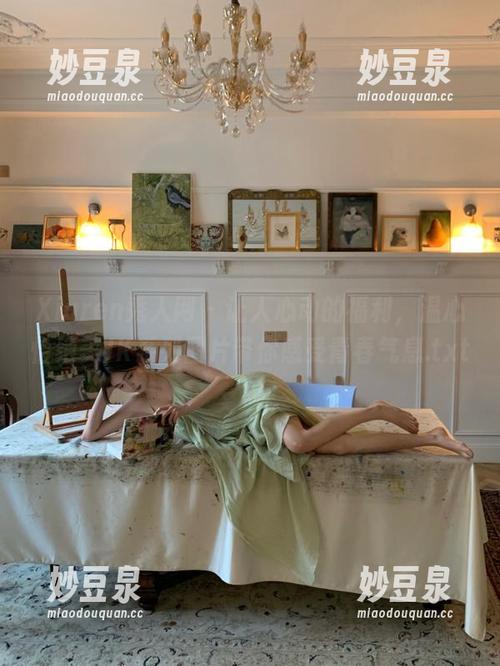 Xiuren秀人网 - 让人心动的福利，温心怡绝美JK系列图片带你感受青春气息.txt