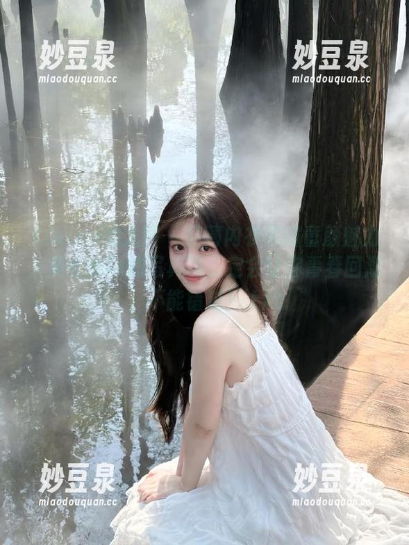 Xiuren秀人网-美七mia Xiuren秀人网 - 轻薄内衣碰撞童颜魅力,美七mia的写真图集定会让你青春回潮,不能错过!.txt