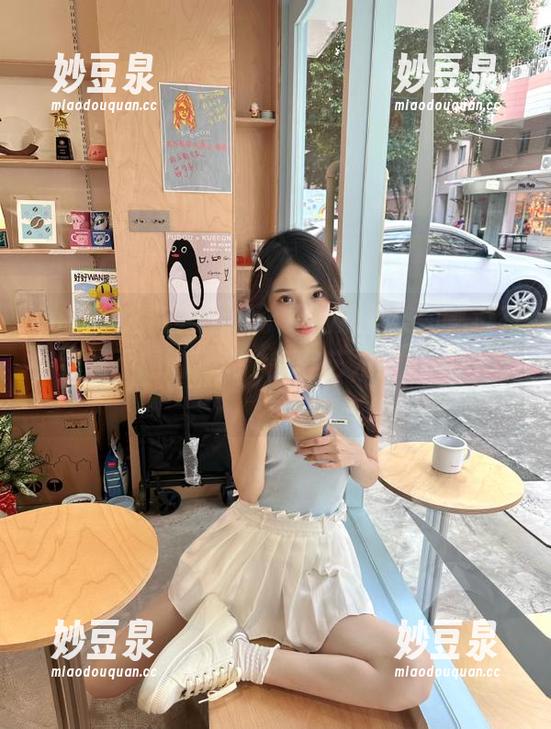 YouMi尤蜜荟-谭小灵 YouMi尤蜜荟 - 谭小灵的油亮美图,没有一张是平庸的,个个都是艺术的结晶!.txt