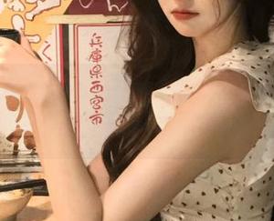 YouMi尤蜜荟 - 婚纱艺术在谭小灵作品中绽放，图片免费下载引领潮流.txt