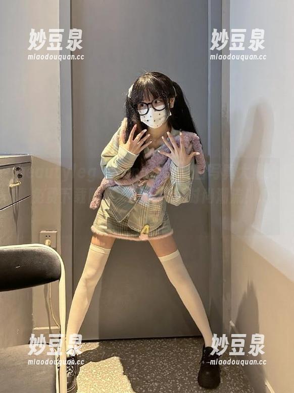 beautyleg - Jennifer纯白写真大集结，免费下载限量美图，引领时尚潮流！.txt