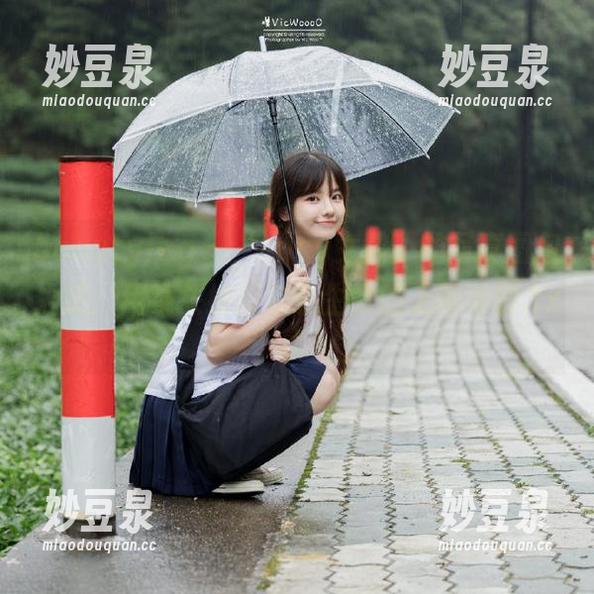 beautyleg - “Lucy女孩”的写真图包之旅：用镜头捕捉年轻生命的无限可能.txt