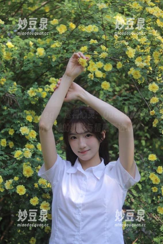 beautyleg-Queenie beautyleg - 透视心灵:Queenie修女图集分享她的摄影与情感表达.txt