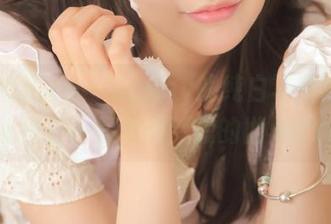 beautyleg - Sunny的纯白写真图册：让我们一起走进梦想的世界.txt