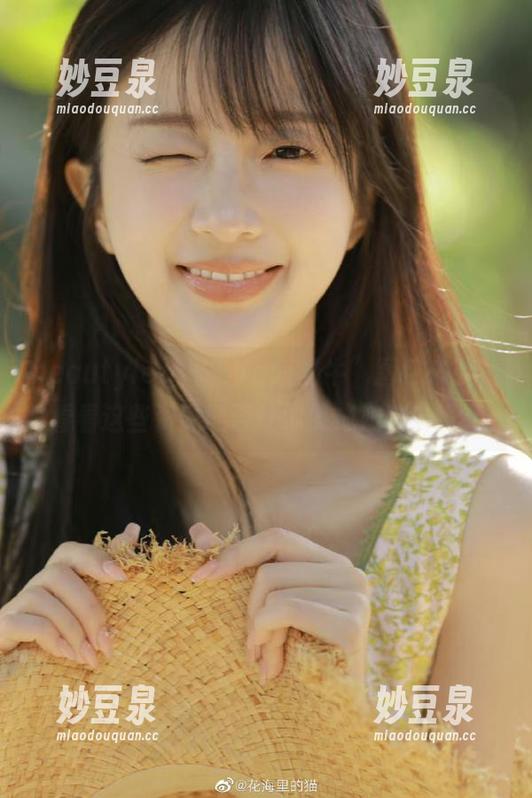 beautyleg-Vevi beautyleg - “Vevi奶牛”图包来袭,看看这些资源能否让你笑成奶啤!.txt