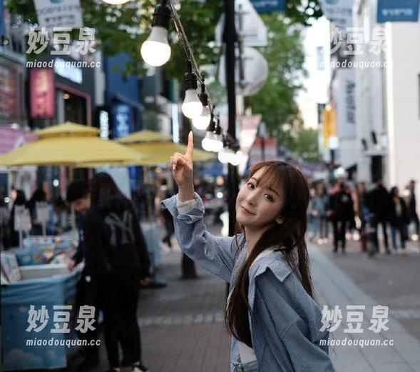 pans - 小颖全新作品《死库水》美图更新，清新纯粹的少女气息令人陶醉。.txt