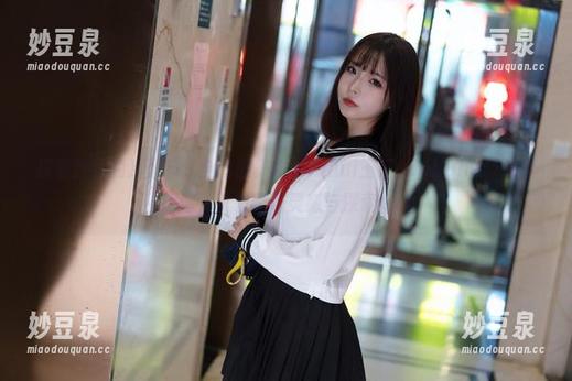 探索独特的万圣节，全套图集由yuuhui玉汇(kokuhui)倾情打造，引发无限灵感与探索.txt