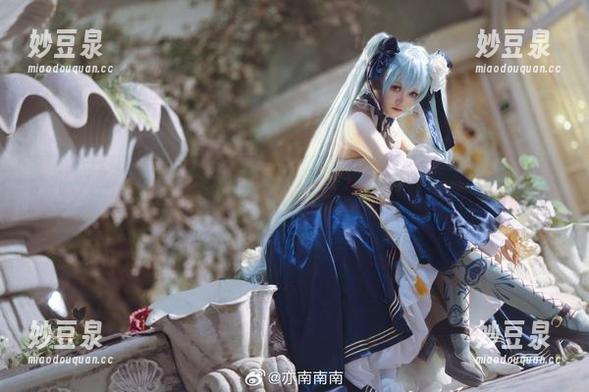 一北亦北泳装写真在线合集，带你遨游在梦想的清凉海洋中！.txt