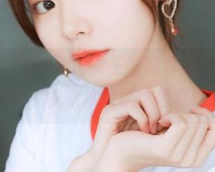 丽柜 - “yuleba女王”写真集，资源狂潮来袭，快来体验视觉盛宴！.txt