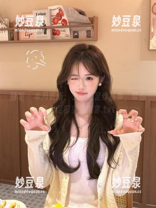 丽柜 - 本月更新：子晴美足作品集，带你进入足部美的盛宴.txt