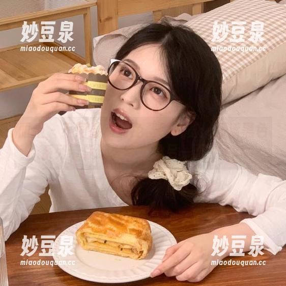 丽柜 - 不同寻常的免费图片览：潘潘黑色系列带你进入艺术的另一面！.txt