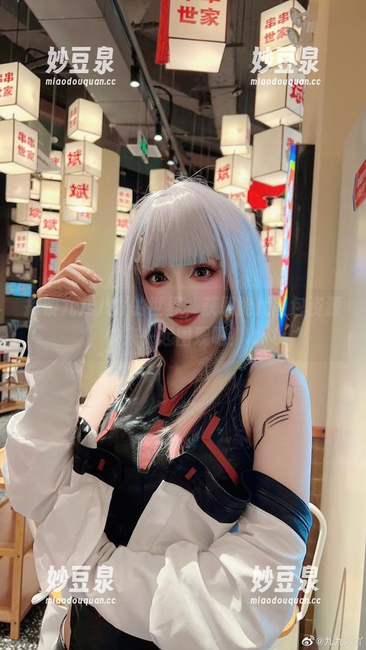 探索九九八吖的世界，获取能代图包资源，快来一起围观吧！.txt