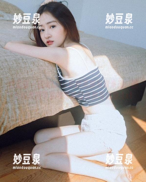 优星馆-沈璐Lulu 优星馆 - 沈璐Lulu最新美腿写真系列:图片与原图带你领略她的优雅与自信.txt