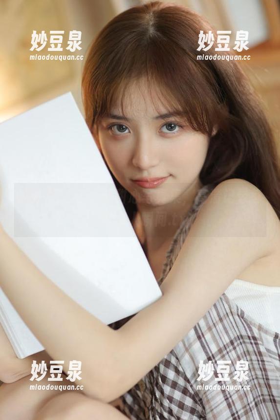 克拉女神 - 芝月甜心写真集，高清记录每一个动人瞬间.txt
