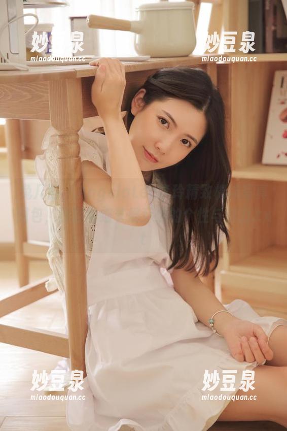 兔几盟-AngelaLee李玲 兔几盟 - AngelaLee李玲精致棉袜写真图包,温暖的细节展示你的个性与魅力.txt