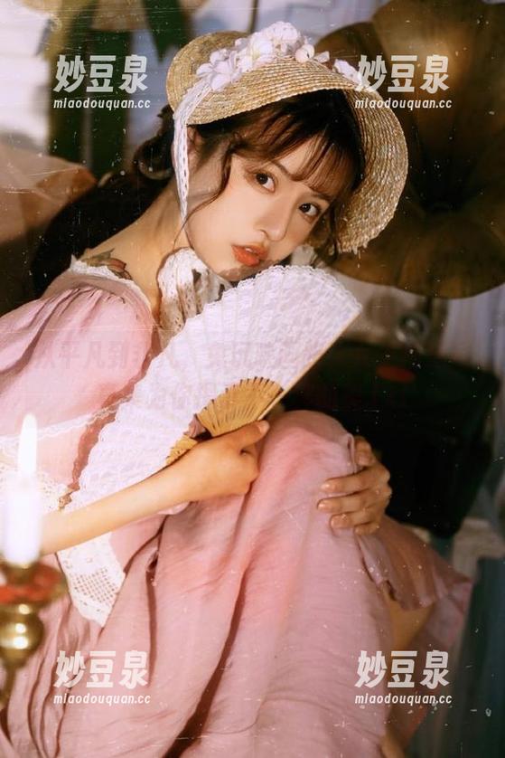 兔玩映画 从平凡到非凡,兔玩映画路人女主精选写真集为你揭示不一样的美.txt