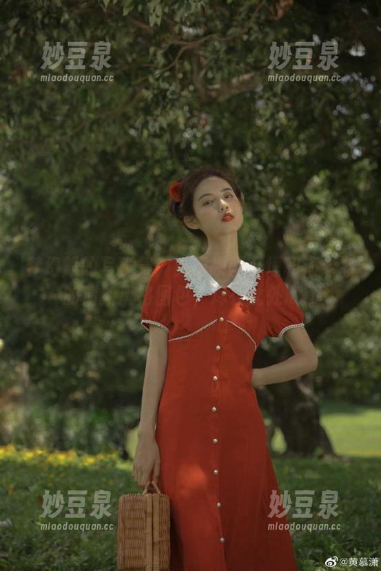 兔玩映画 梦幻般的写真集:兔玩映画小埋和海老名的清新风格图包,尽在此处.txt