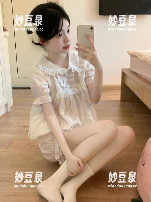 兔玩映画 绝对诱惑!兔玩映画雷姆居家和兔女郎摄影合集免费下载,放飞你的想象!.txt