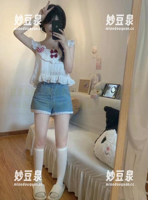 初夏女神-柒柒 初夏女神 - 网盘更新,柒柒带你体验丸子vs小玉的独特魅力,速来下载吧!.txt