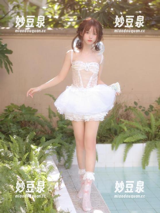 唐韵写真-姗姗 唐韵写真 - 姗姗的新冒险:最新棉袜写真美图,尽显独特风格!.txt