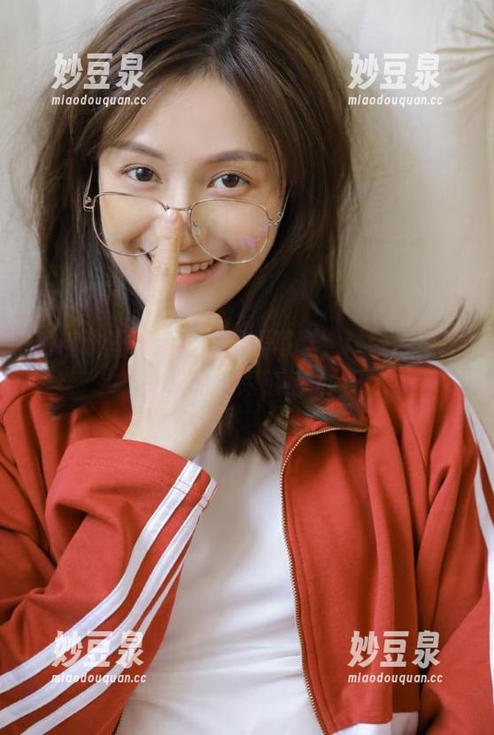 喵糖映画：运动体操服写真，让图片传递分享的无限热情.txt