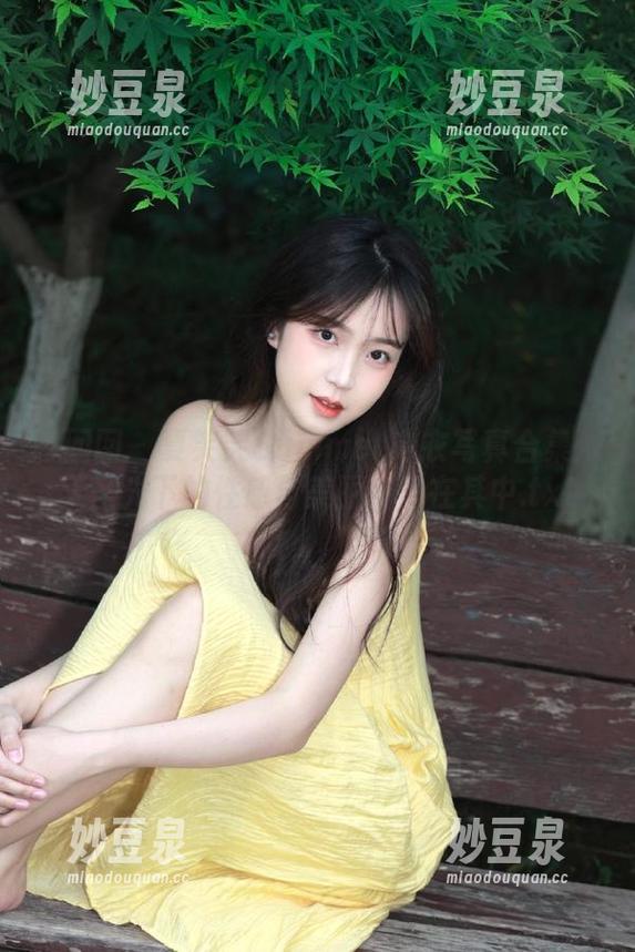 嗲囡囡 - 夏笑笑Summer内衣写真合集：无圣光下的性感与美丽，尽在其中.txt