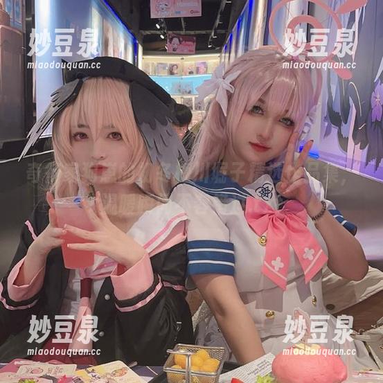奇行家狗崽的初冬梅川堀子精选作品集，温暖瞬间不容错过.txt